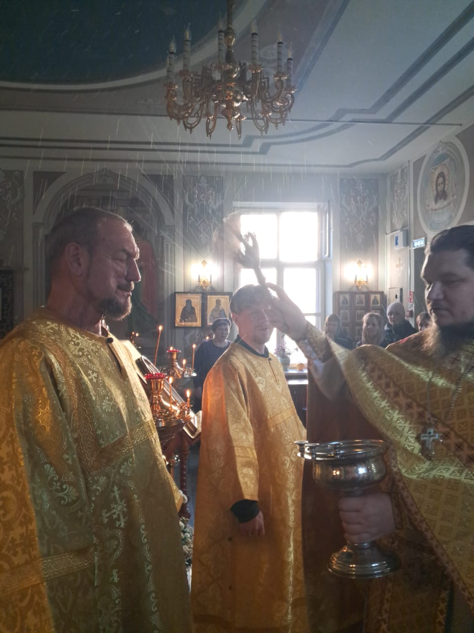 cc6885b0-efb2-4480-bf27-c226d9a6417e